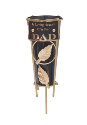Relative Grave vases  Male